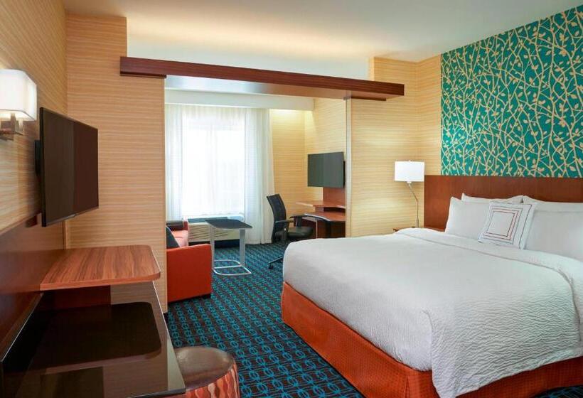 מיטת קינג בסוויטה, Fairfield By Marriott Niagara Falls