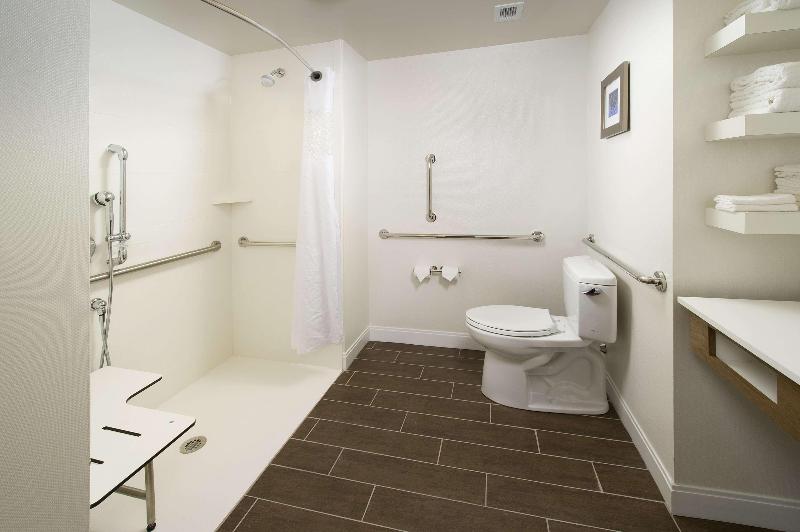 Стандартный Номер Кровать Кинг, Hampton Inn & Suites Syracuse/carrier Circle