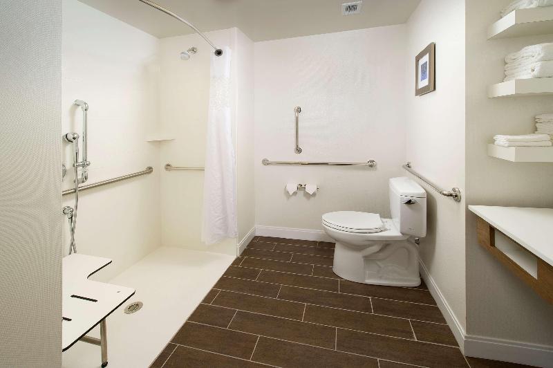 Стандартный Номер Кровать Кинг, Hampton Inn & Suites Syracuse/carrier Circle