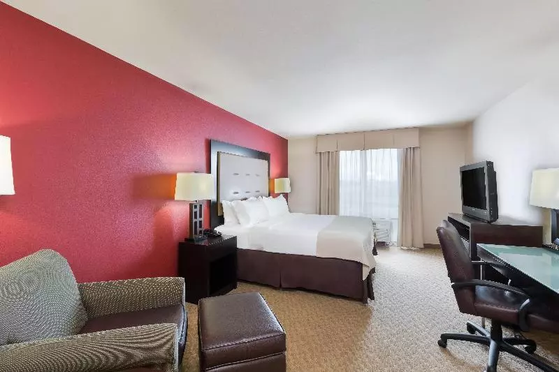キングサイドベッドのスタンダードワンルーム, Hampton Inn & Suites Syracuse/carrier Circle