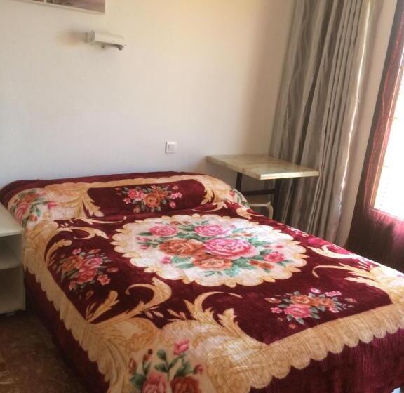 스탠다드 룸, Paris Star