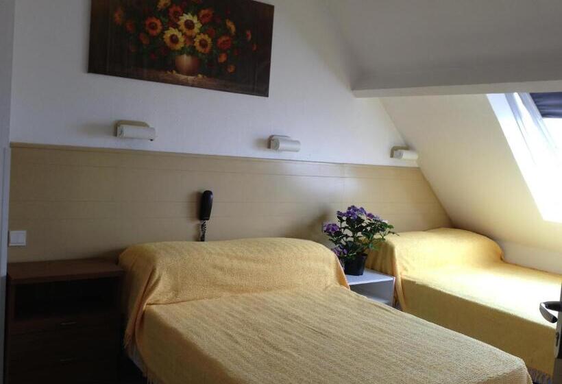 스탠다드 트리플 룸, Paris Star