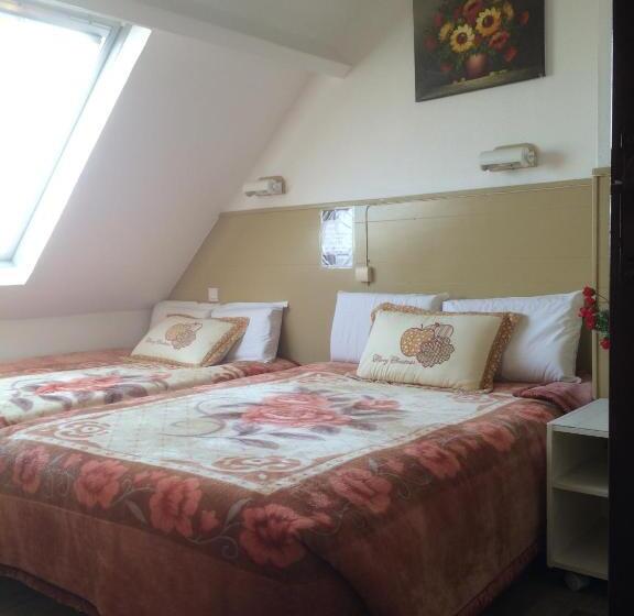 Номер Стандарт Трехместный, Paris Star