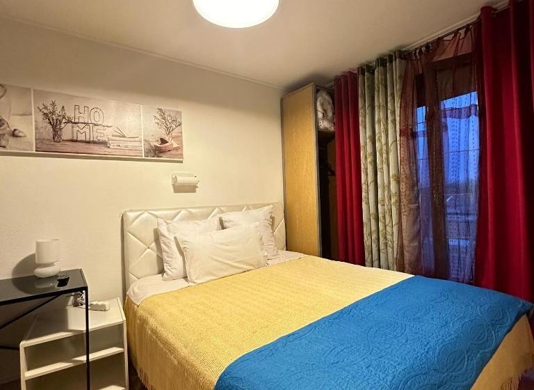 스탠다드 트리플 룸, Paris Star