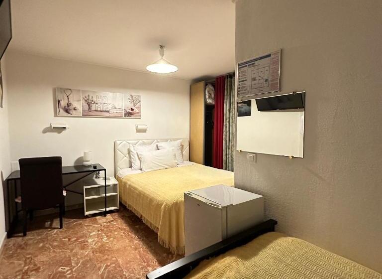 클래식 룸, Paris Star