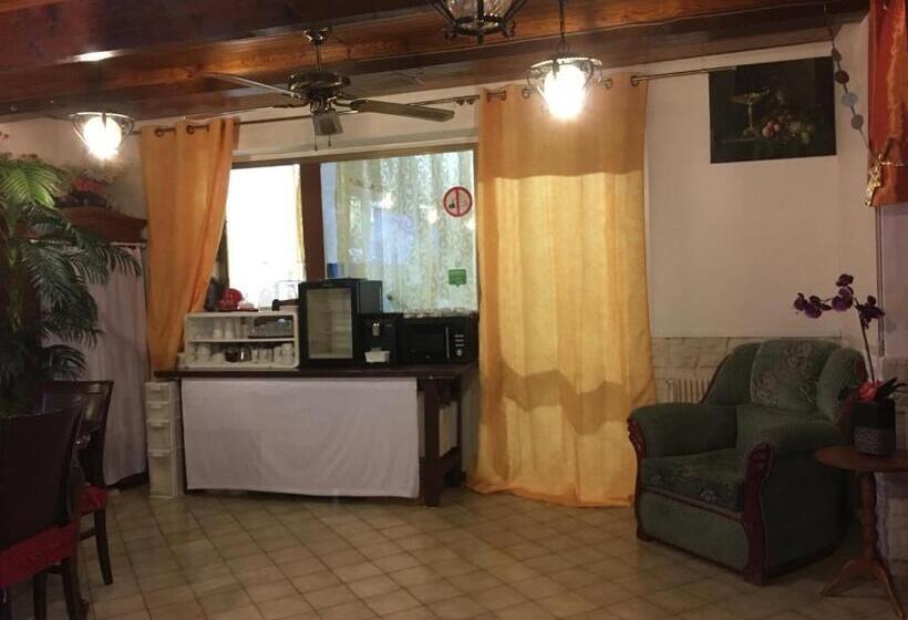 클래식 룸, Paris Star