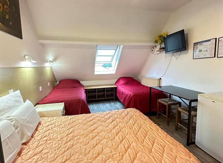 4인용 스탠다드 룸, Paris Star