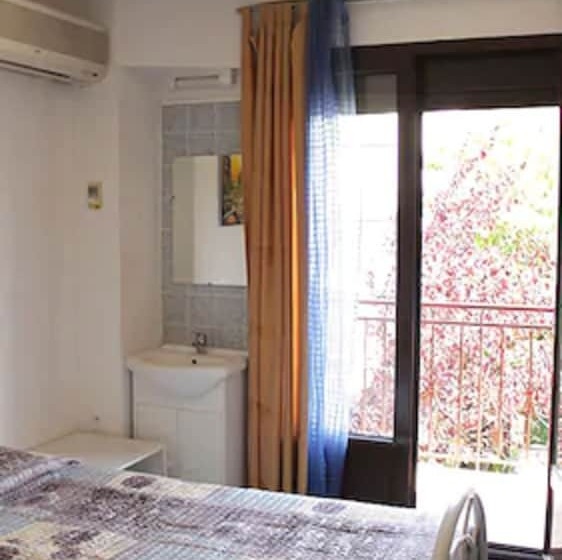 스탠다드 싱글 룸, Paris Star