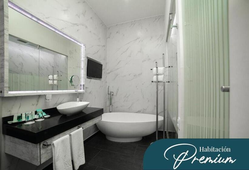 三人经典房间, Punta Diamante Premium