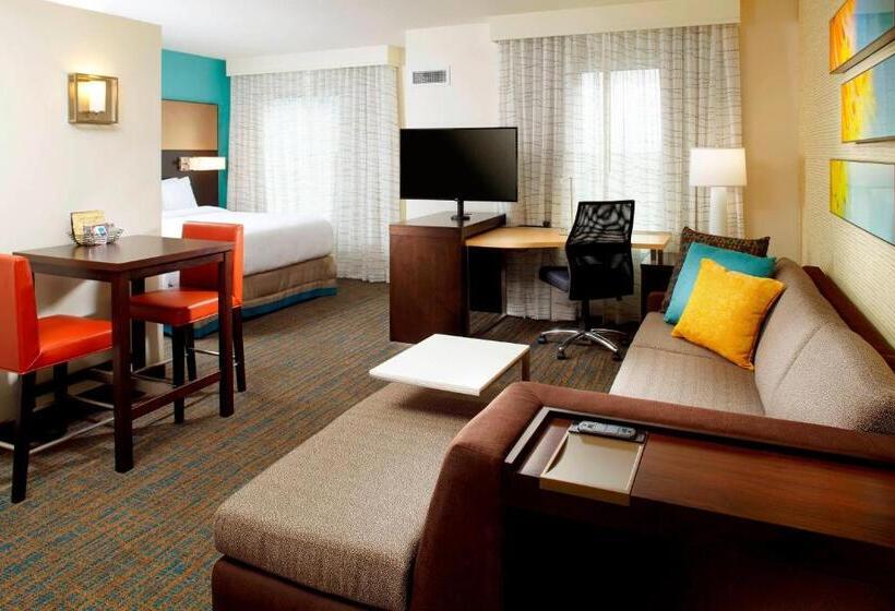 带大床的标准工作室, Residence Inn By Marriott Orlando Lake Nona