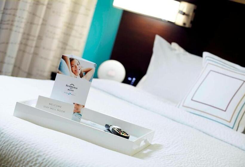 带大床的标准工作室, Residence Inn By Marriott Orlando Lake Nona