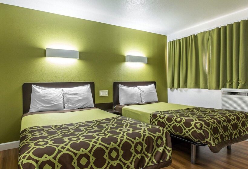 ２ダブルベッドのスタンダードルーム, Rodeway Inn Downtown Hanford