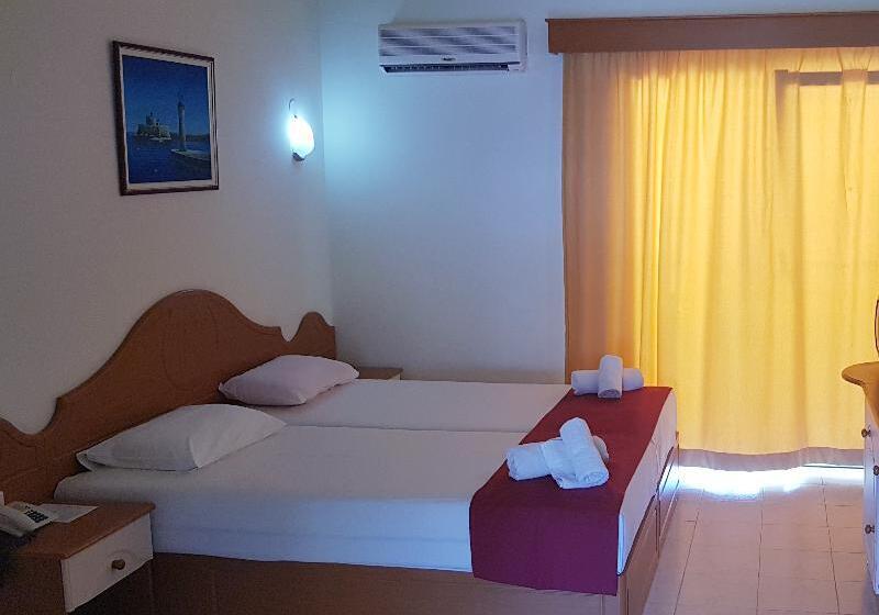 غرفة قياسية, Romantza Mare