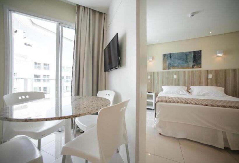 חדר סופריור, Slaviero Ingleses Convention