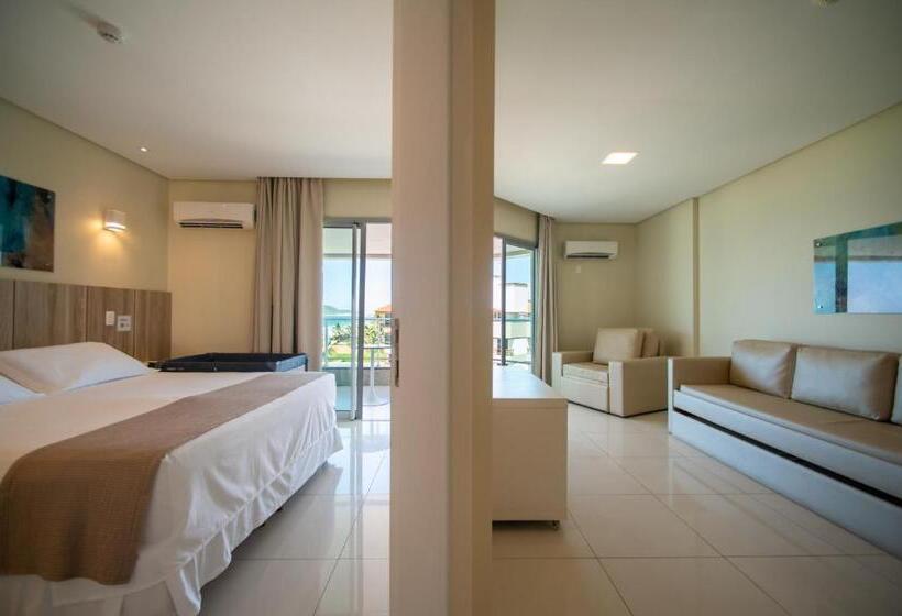 חדר משפחתי, Slaviero Ingleses Convention