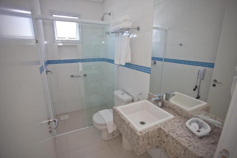 חדר דלוקס, Slaviero Ingleses Convention