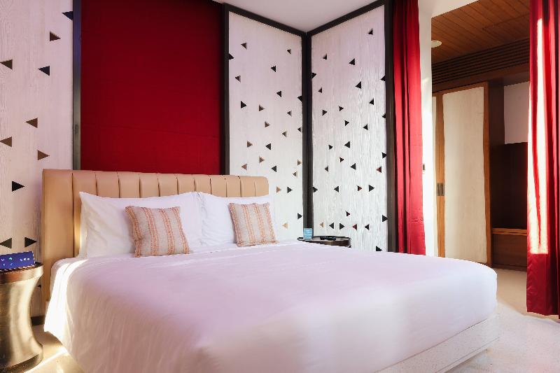 חדר סופריור, Slaviero Ingleses Convention