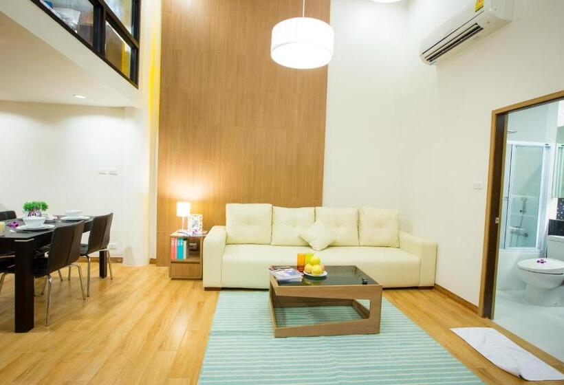 复式套房, Sriracha Orchid