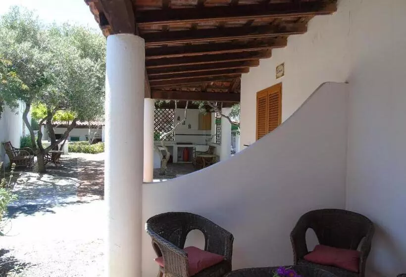 ガーデンビューファミリールーム, Villa Saracina