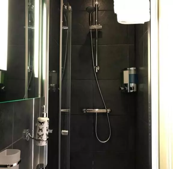 Standard Yhden Hengen Huone, Cassandra Guest House