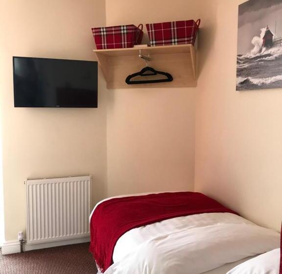 اتاق استاندارد یک نفره, Cassandra Guest House