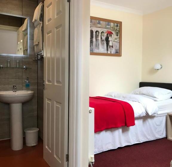 Номер Стандарт, Cassandra Guest House