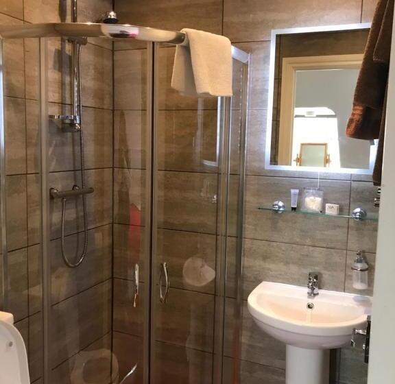 اتاق استاندارد, Cassandra Guest House