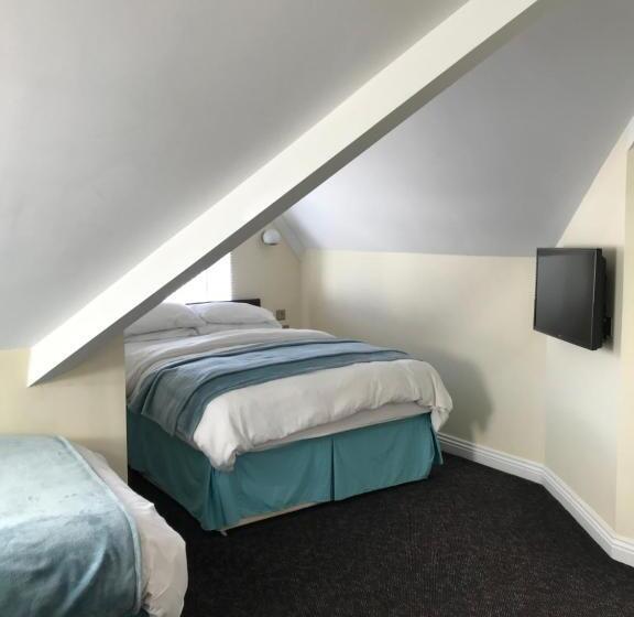 Семейный Номер, Cassandra Guest House