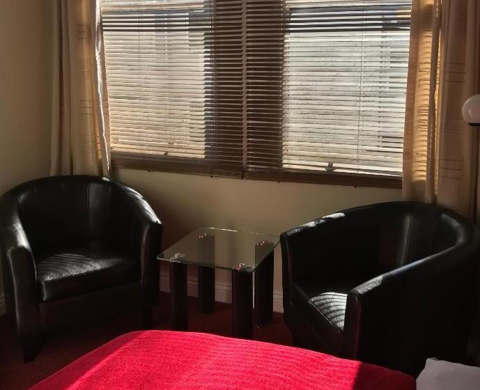 اتاق لوکس, Cassandra Guest House