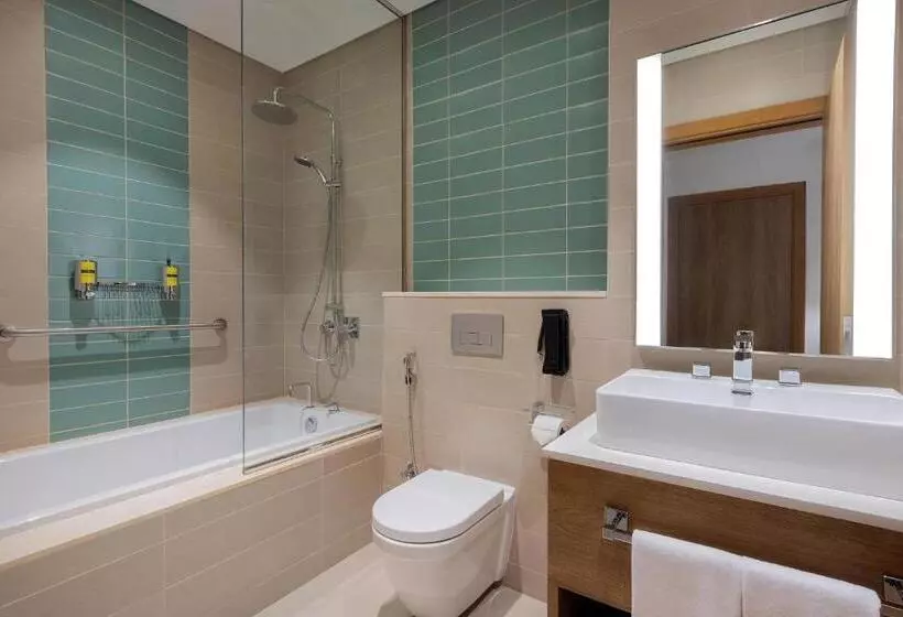 سوئیت 2 خوابه, Element Dubai Airport