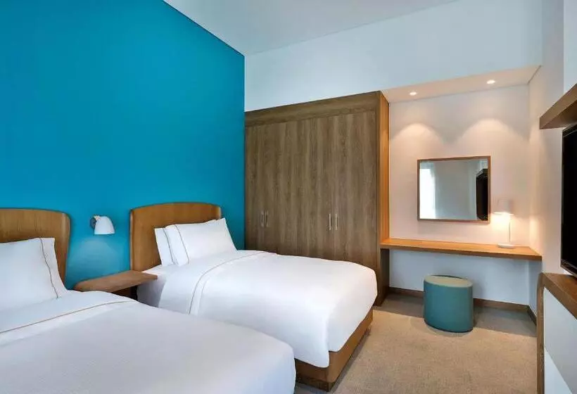 سوئیت 2 خوابه, Element Dubai Airport