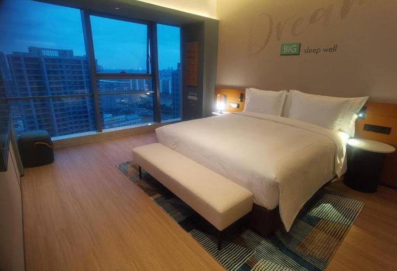 Номер Стандарт Вид на Канал, Even Suzhou Grand Canal, An Ihg