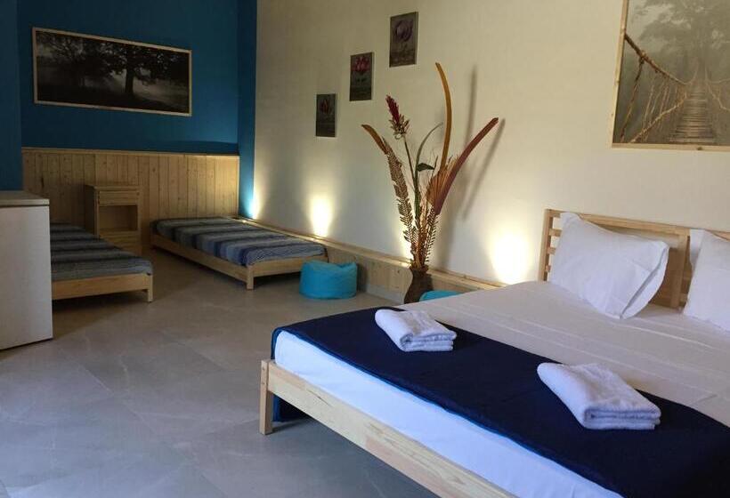 패밀리 룸 가든 전망, Villa Conti