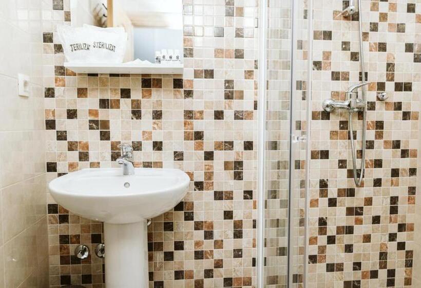 آپارتمان 2 خوابه, Medjugorje Irish Centre