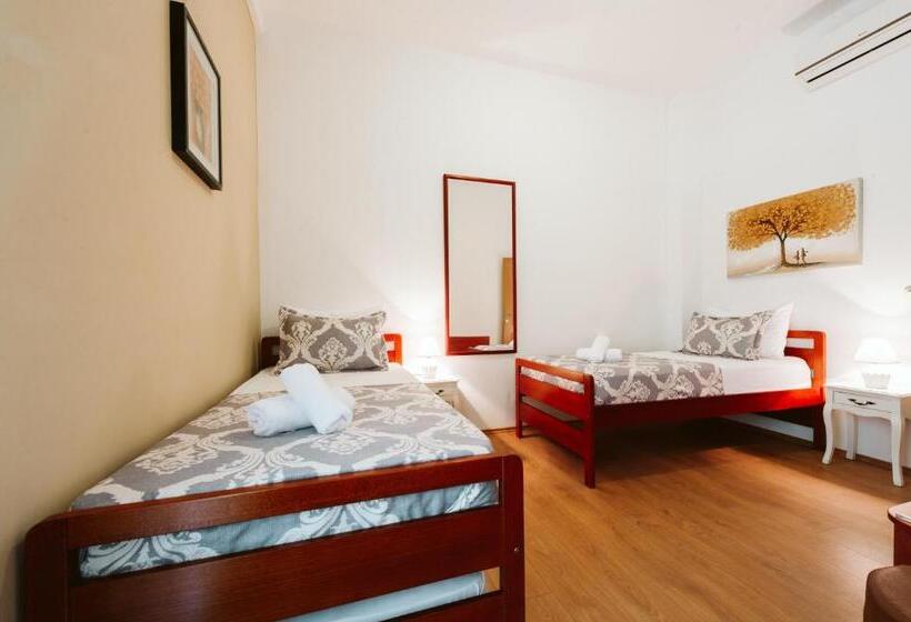 آپارتمان 1 خوابه, Medjugorje Irish Centre