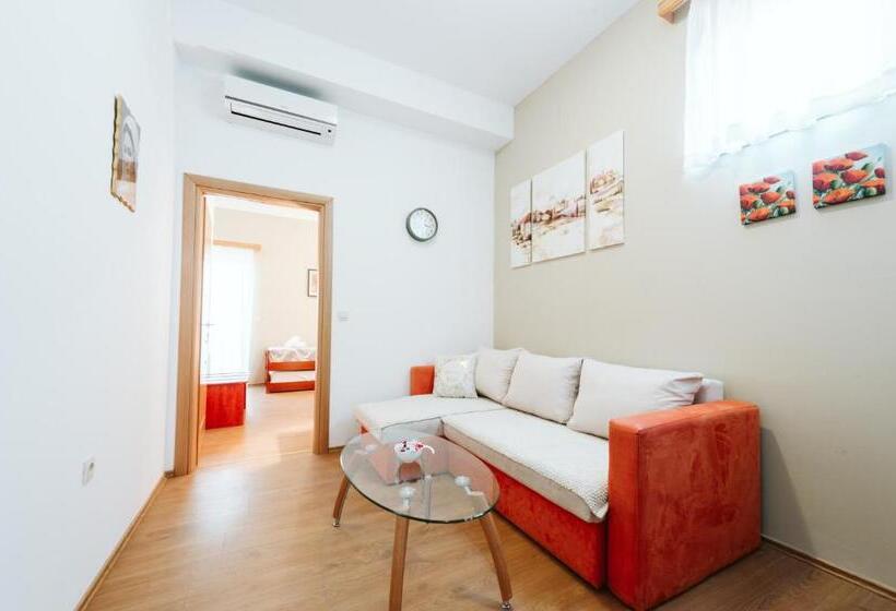 آپارتمان 1 خوابه, Medjugorje Irish Centre