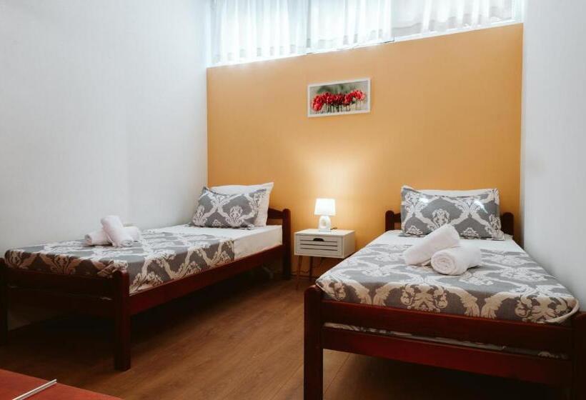 آپارتمان 2 خوابه, Medjugorje Irish Centre