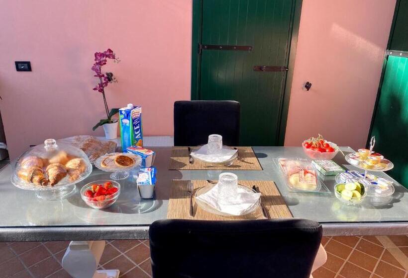 سوییت جونیور, B&b Garda 4u