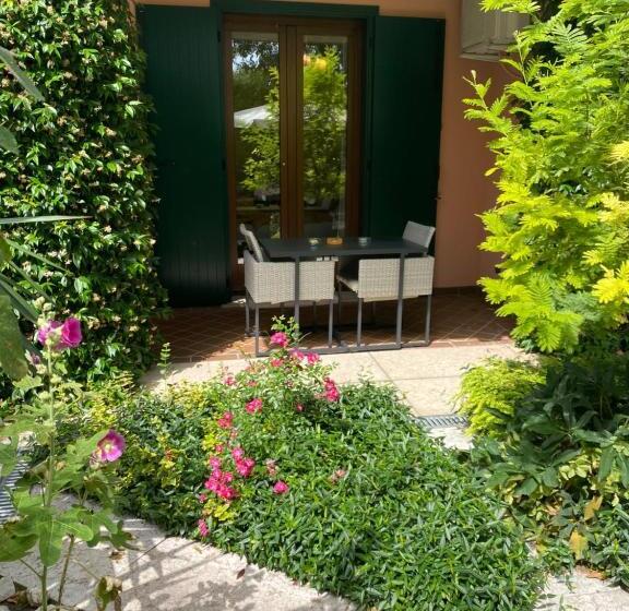 اتاق لوکس, B&b Garda 4u