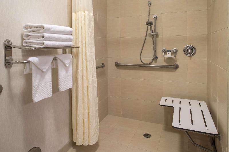 غرفة ديلوكس, Alam Indi