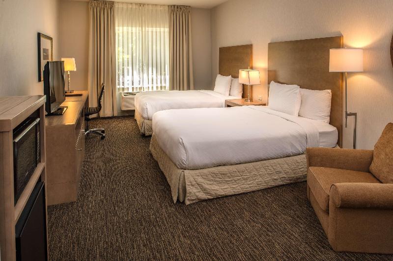 غرفة ديلوكس, Alam Indi