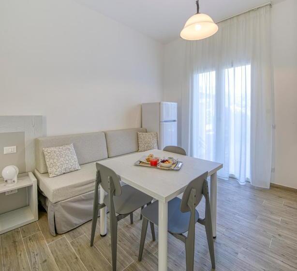 스탠다드 스튜디오, Residence Altair Serra Degli Alimini