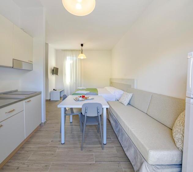 스탠다드 스튜디오, Residence Altair Serra Degli Alimini