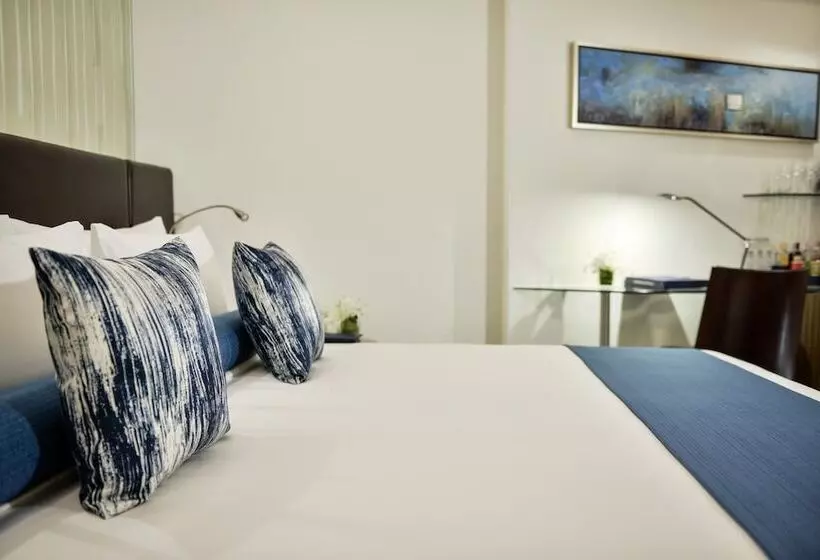 キングサイズベッドのデラックスルーム, Dream Phuket Hotel & Spa
