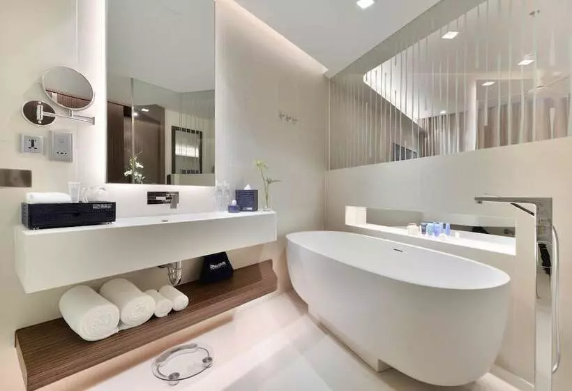 キングサイズベッドのデラックスルーム, Dream Phuket Hotel & Spa