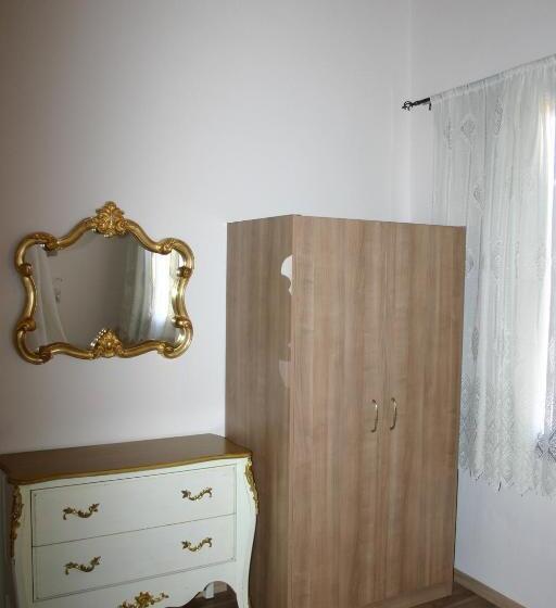 חדר סטנדרט, Evdokia Boutique