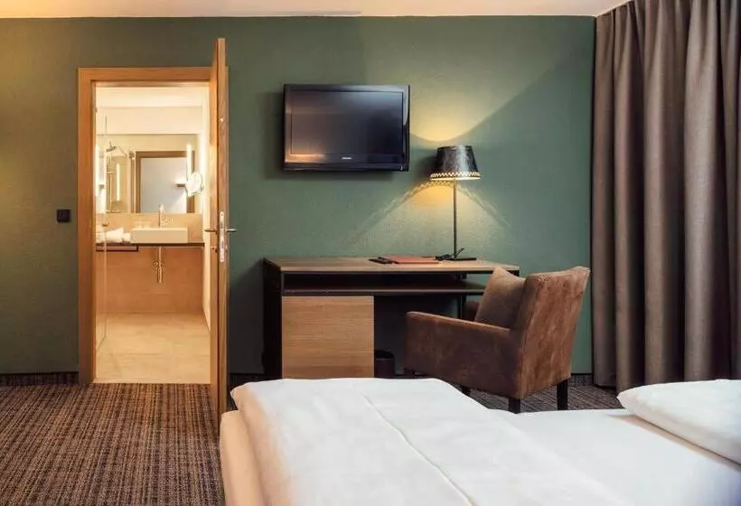 山の見えるスーペリアルーム, Panoramahotel Fliesserhof