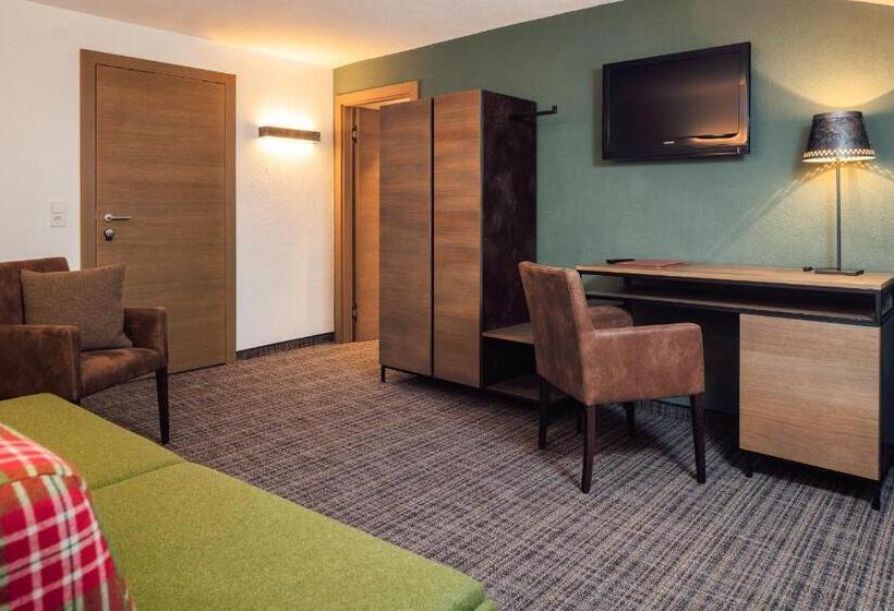 جناح جونيور مطل على الجبل, Panoramahotel Fliesserhof