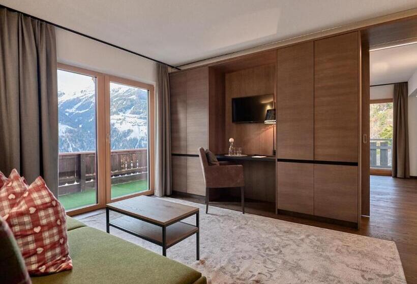 جناح جونيور ديلوكس, Panoramahotel Fliesserhof