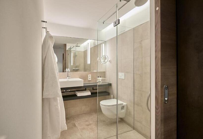 جناح جونيور ديلوكس, Panoramahotel Fliesserhof